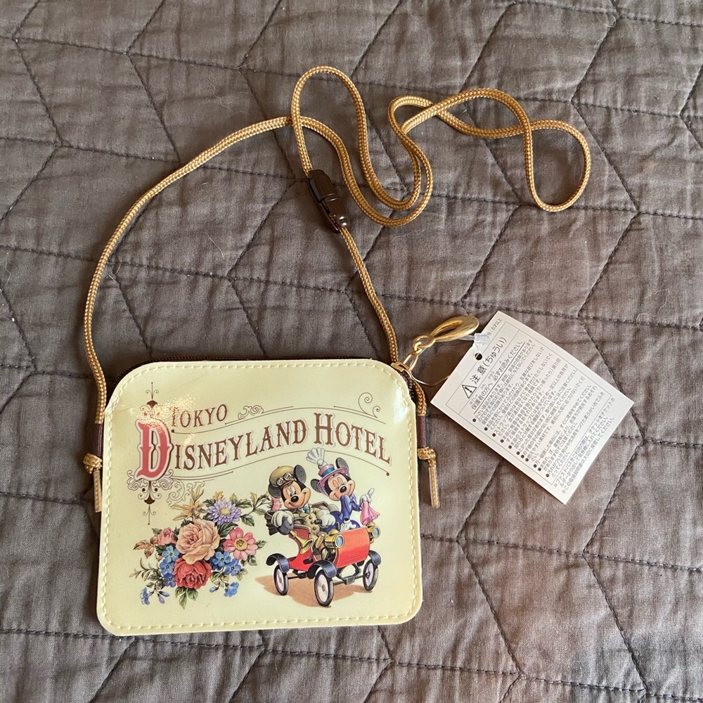 Disney ID Holder